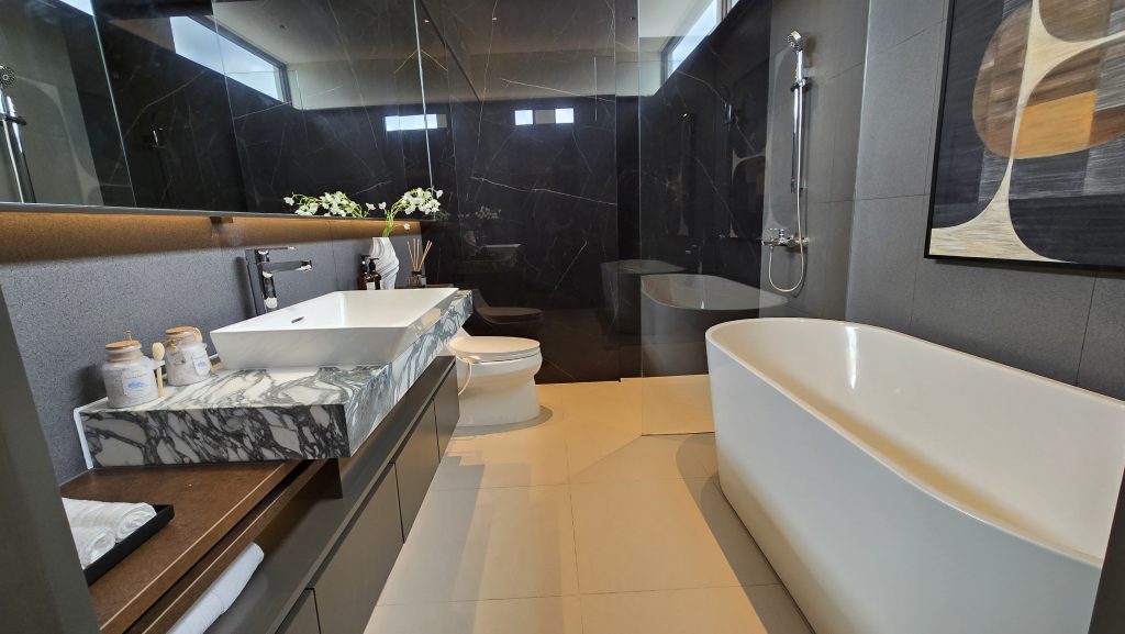 master bathroom show unit ardea heron tipe 11