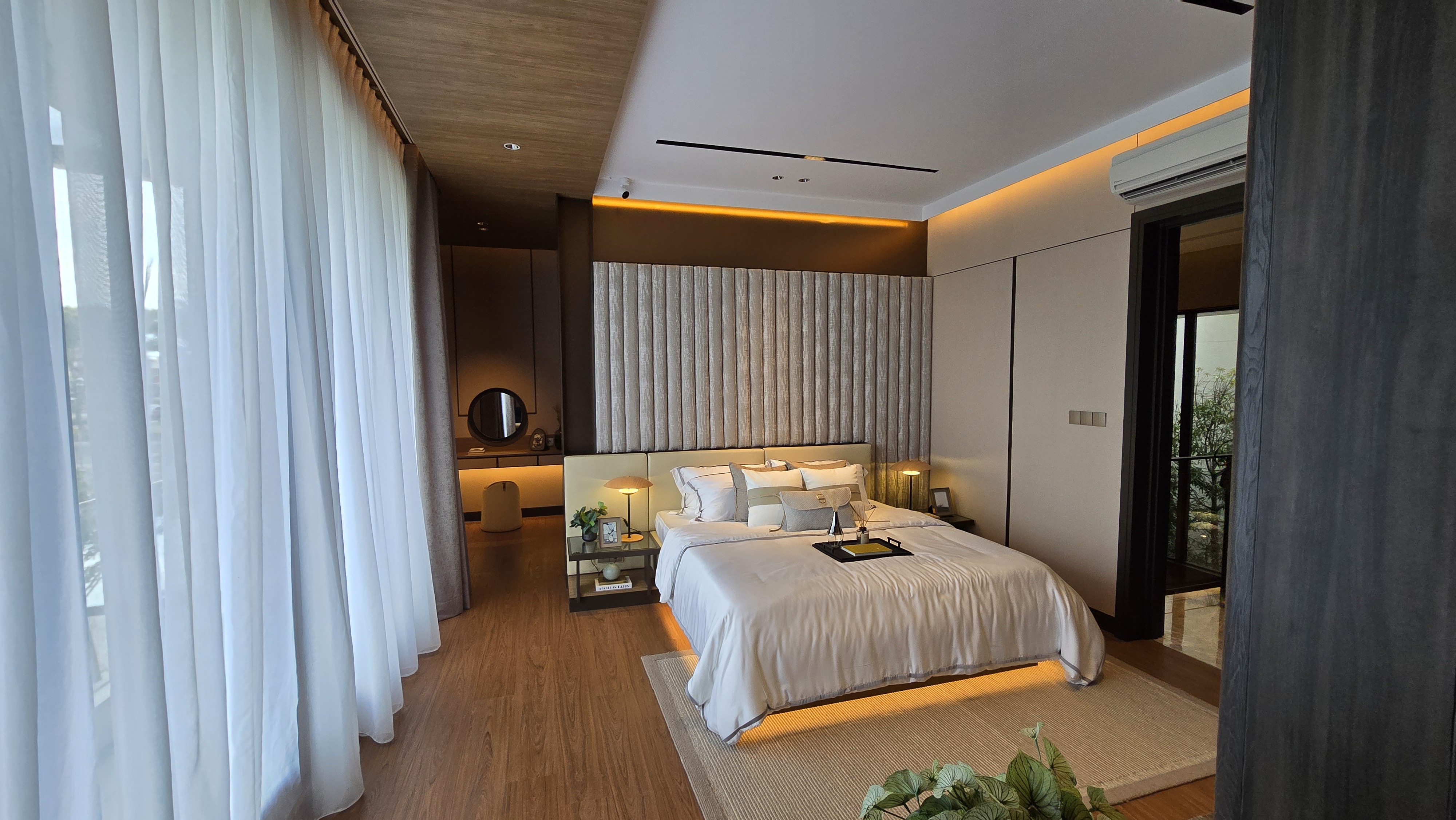 master bedroom show unit ardea heron tipe 11